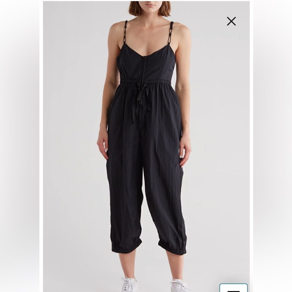 Free people NWT Down To Earth Jumpsuit in black size XS
